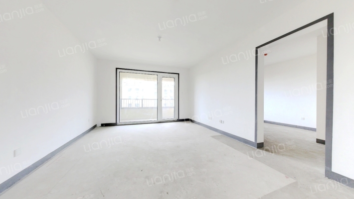 保利叁仟栋一期二手房实景图