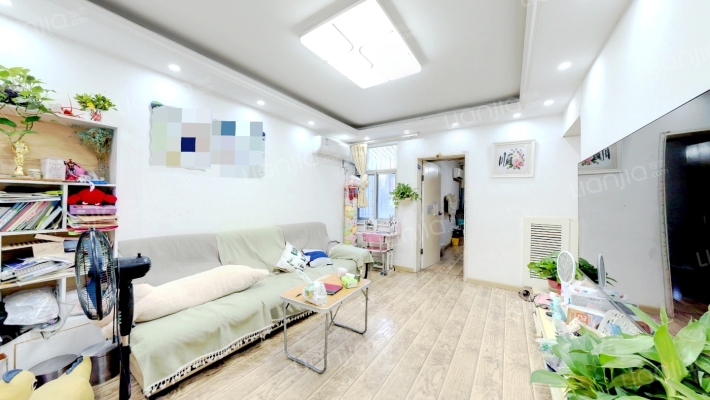 紫沙路90号二手房实景图