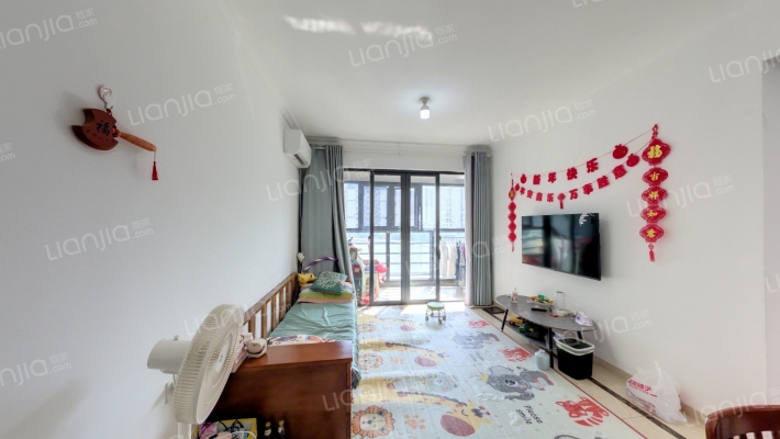 彰泰玫瑰郡二手房实景图