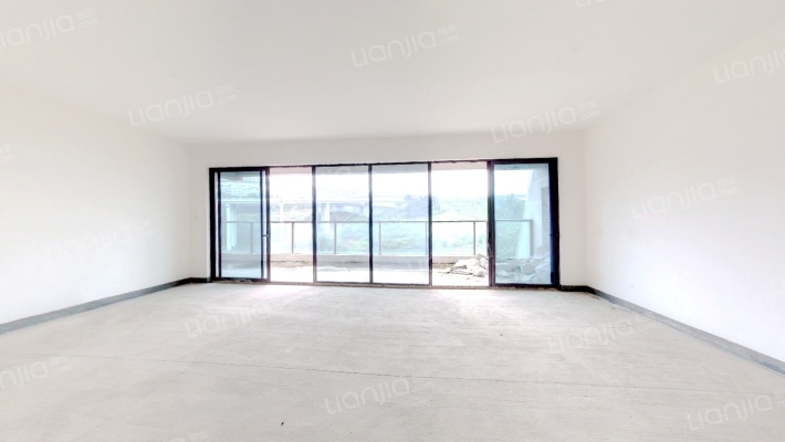 万科十七英里江入园二手房实景图