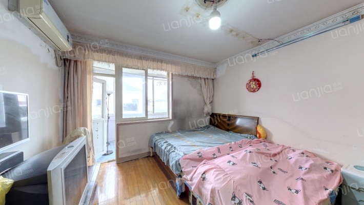 凌兆新村(上浦路336弄)二手房实景图