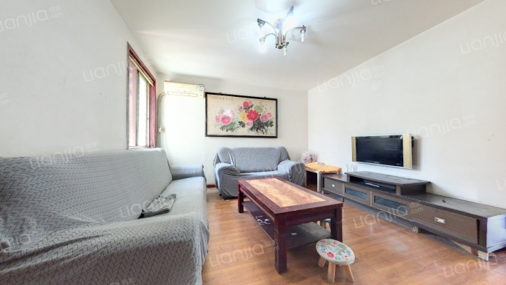 金鹏街176号院二手房实景图