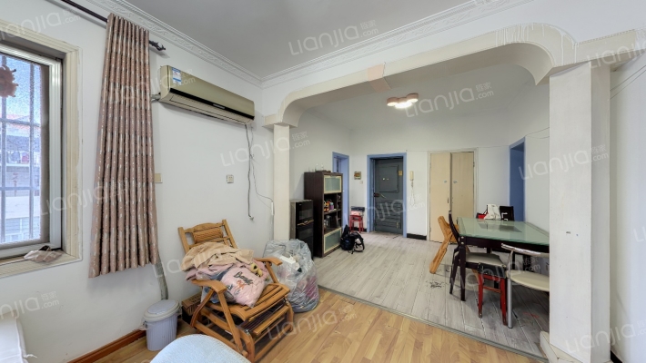 南京东路187号二手房实景图