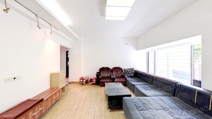 大儒世家朗园二手房实景图