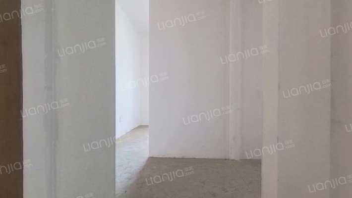 金地建投翠湖湾三区二手房实景图