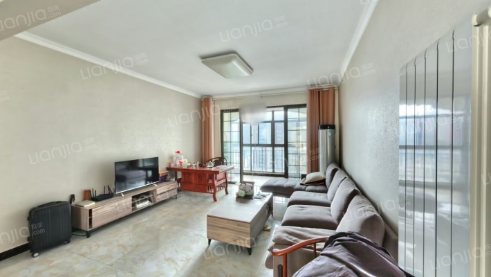 宏聚地中海二手房实景图