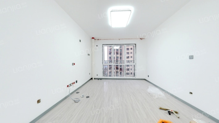 白金汉府二手房实景图