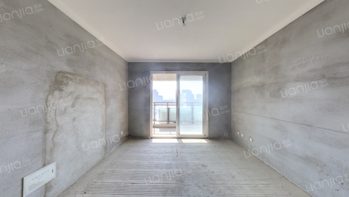 平和御江山二手房实景图