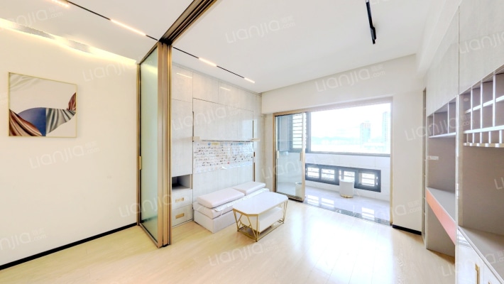 嘉年华大厦二手房实景图