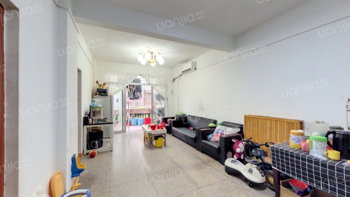 滨江花园二手房实景图