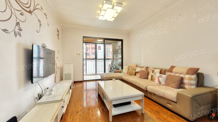 理工东苑二手房实景图