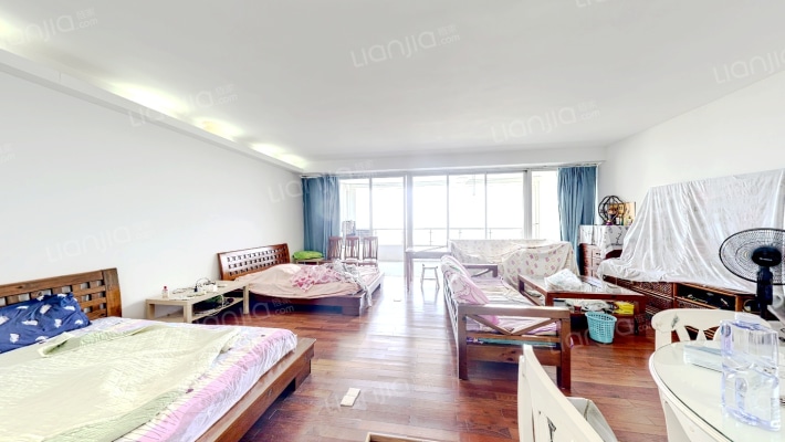 海世界公寓二手房实景图