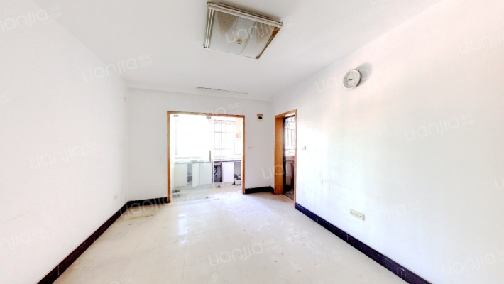 桥儿头新村金菊组团二手房实景图