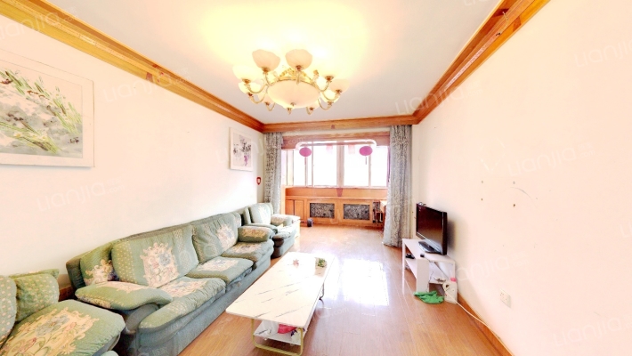 公务员小区二手房实景图