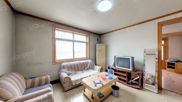 外贸小区二手房实景图