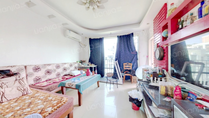 信义假日名城一期沁芳园二手房实景图