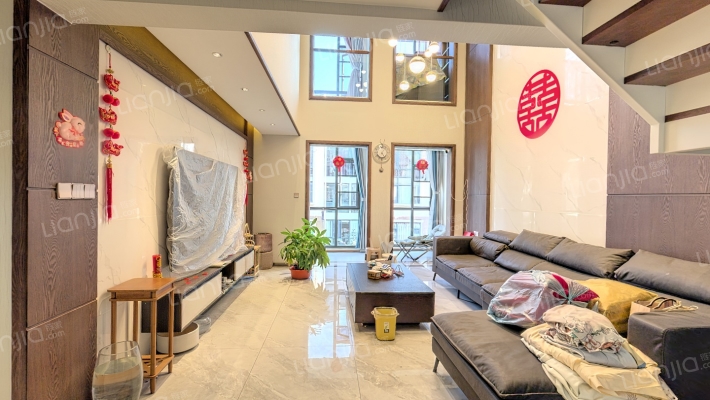 金岸春天二手房实景图