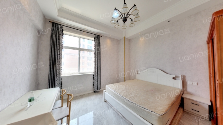 和平春天二手房实景图