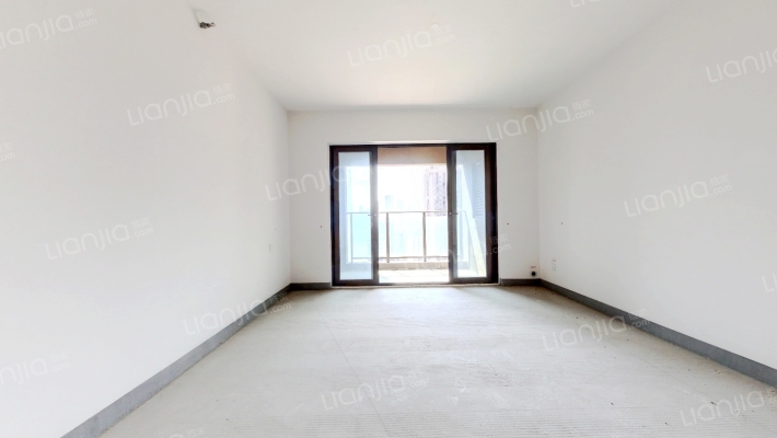 长嘉汇四期二手房实景图