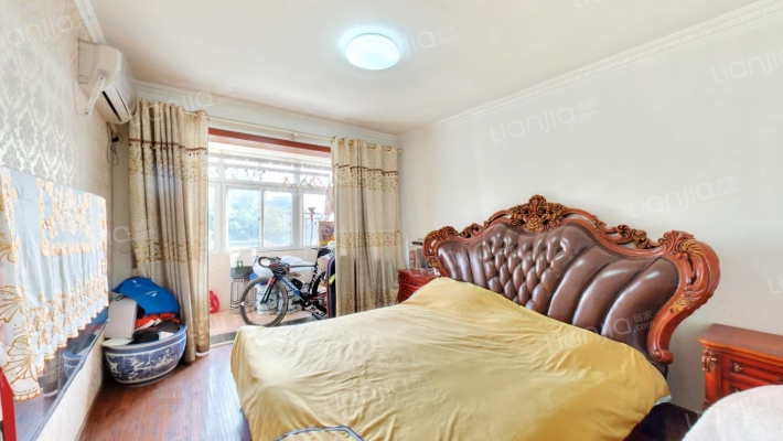 察哈尔路二手房实景图