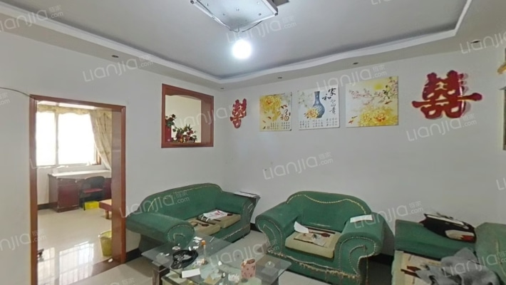 广场社区四合小区二手房实景图