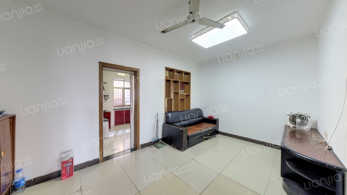 深圳农贸市场小区(农药厂宿舍）井冈山大道824号、834号、714号二手房实景图