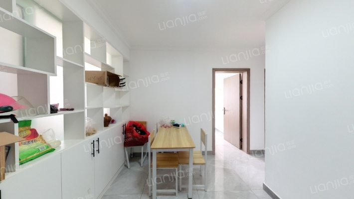 碧水雅苑C2区二手房实景图