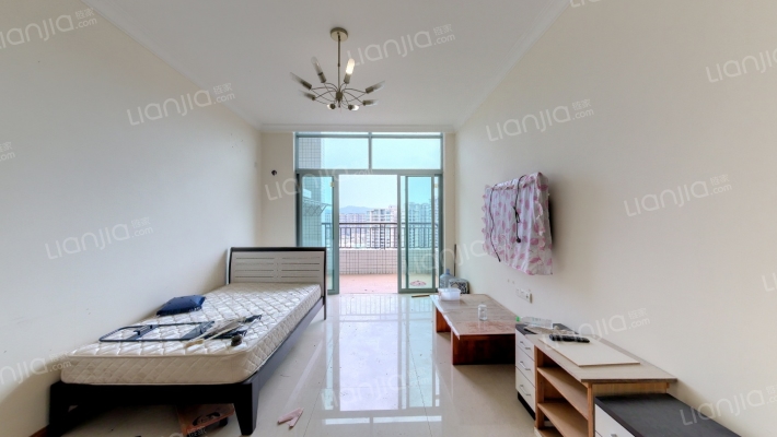 雅居乐新城塞纳湖二手房实景图