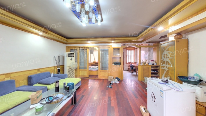 利嘉花园二手房实景图