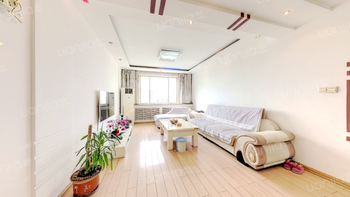 世纪花园二手房实景图