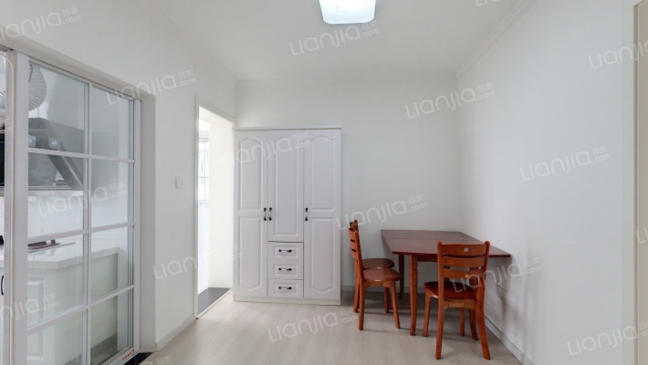 周洼新村二手房实景图