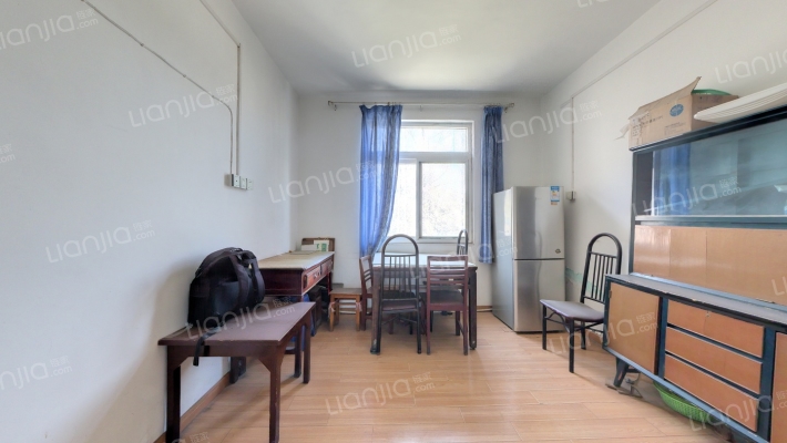 五里墩邮政小区二手房实景图