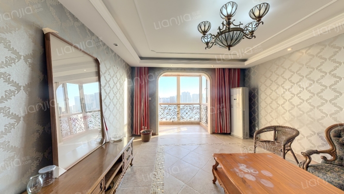 丽景蓝湾A区二手房实景图