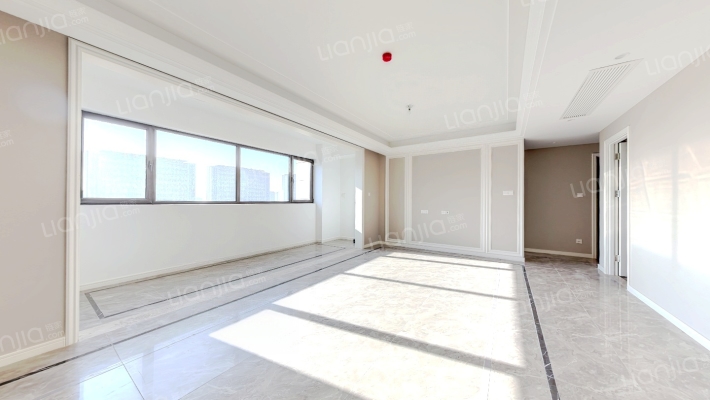 新城红岛湾朗隽二手房实景图