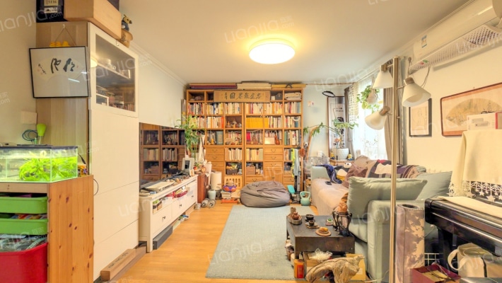 新景家园西区二手房实景图