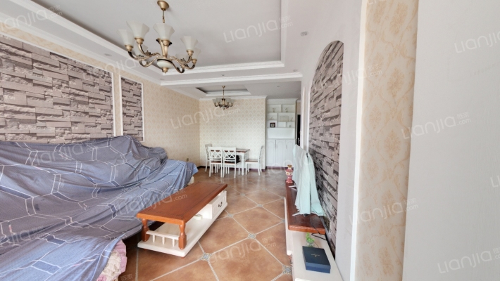 畔山桃园二手房实景图