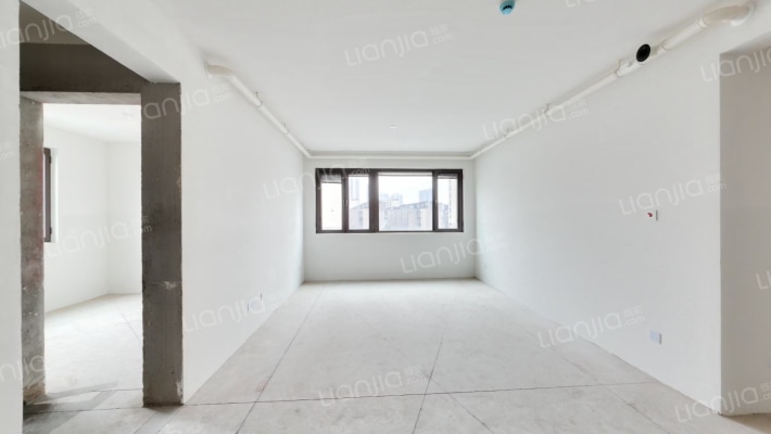 南站花园一期二手房实景图