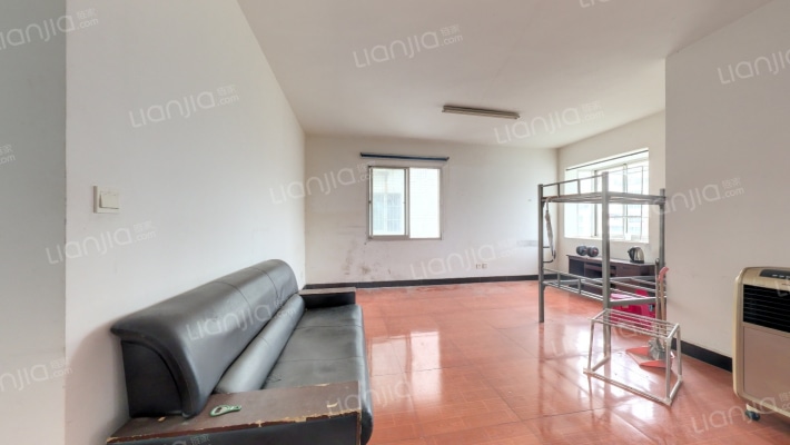 千千代公寓二手房实景图