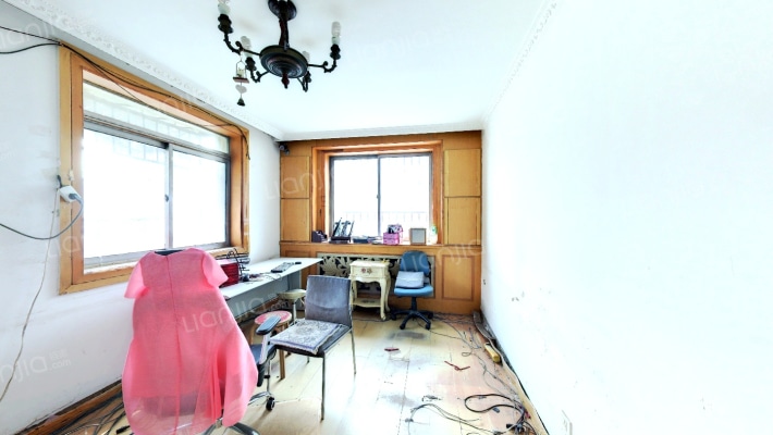 新日里小区二手房实景图