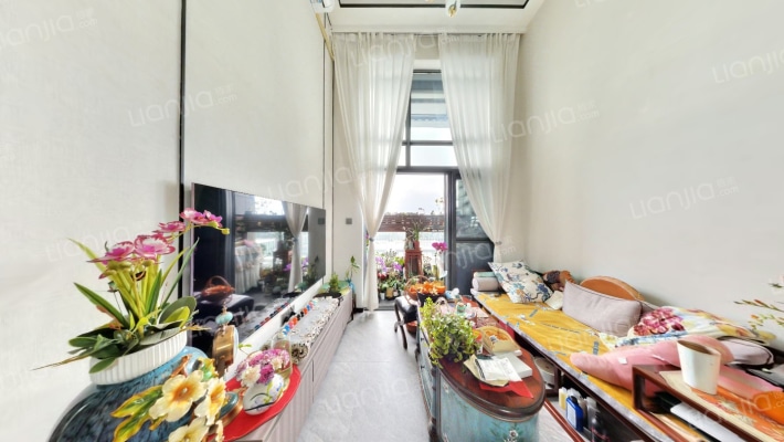 宝德云谷大厦二手房实景图