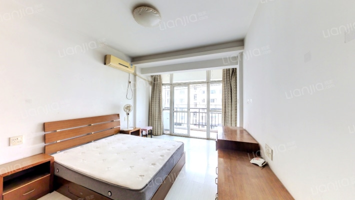 秀水华庭二手房实景图