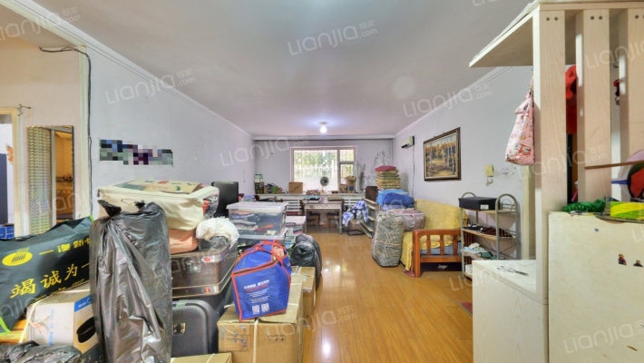 大通花园B区二手房实景图