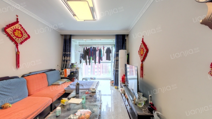 鸿泰花漾城南区二手房实景图