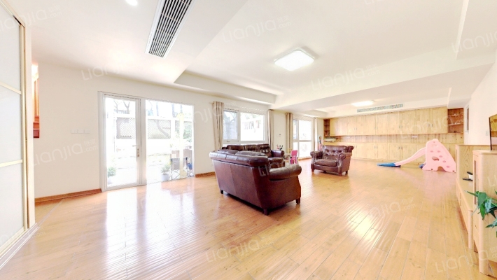 新浦江城(江柳路200弄)(别墅)二手房实景图