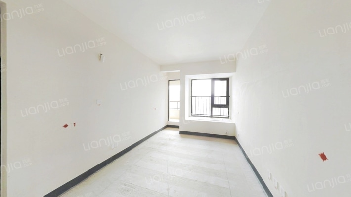 鹏润悦秀上东三期二手房实景图