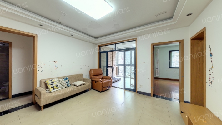 多蓝水岸银沙苑二手房实景图