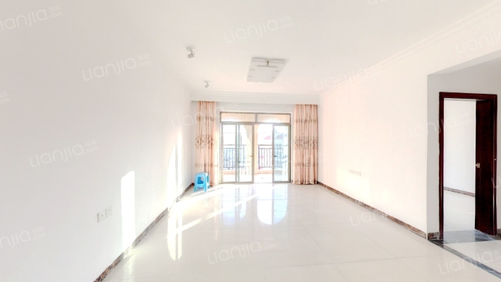 雅居尚筑二手房实景图