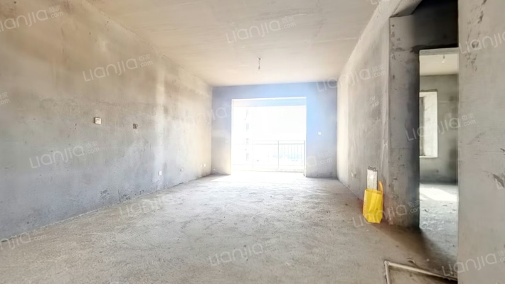 中央溪苑二期榕园二手房实景图