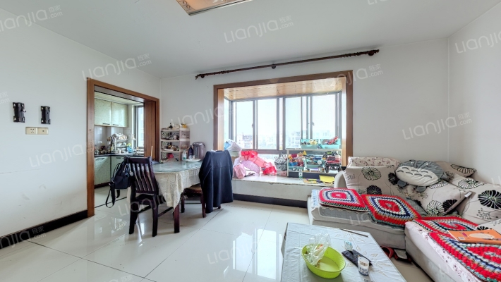 云锦新苑二手房实景图