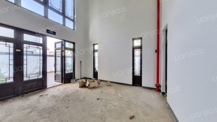 世茂龙湾国风十期二手房实景图